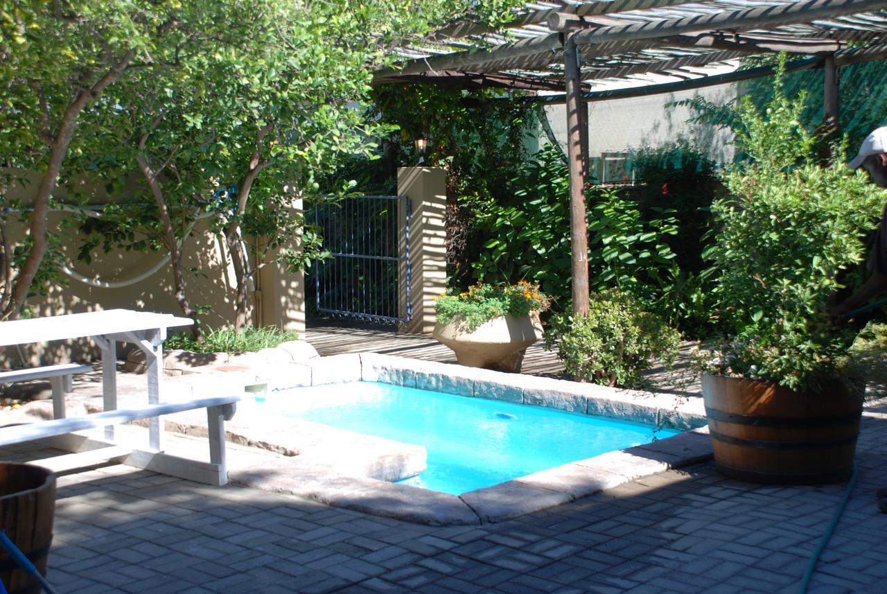 86 On Langenhoven Bed & Breakfast Oudtshoorn Zewnętrze zdjęcie